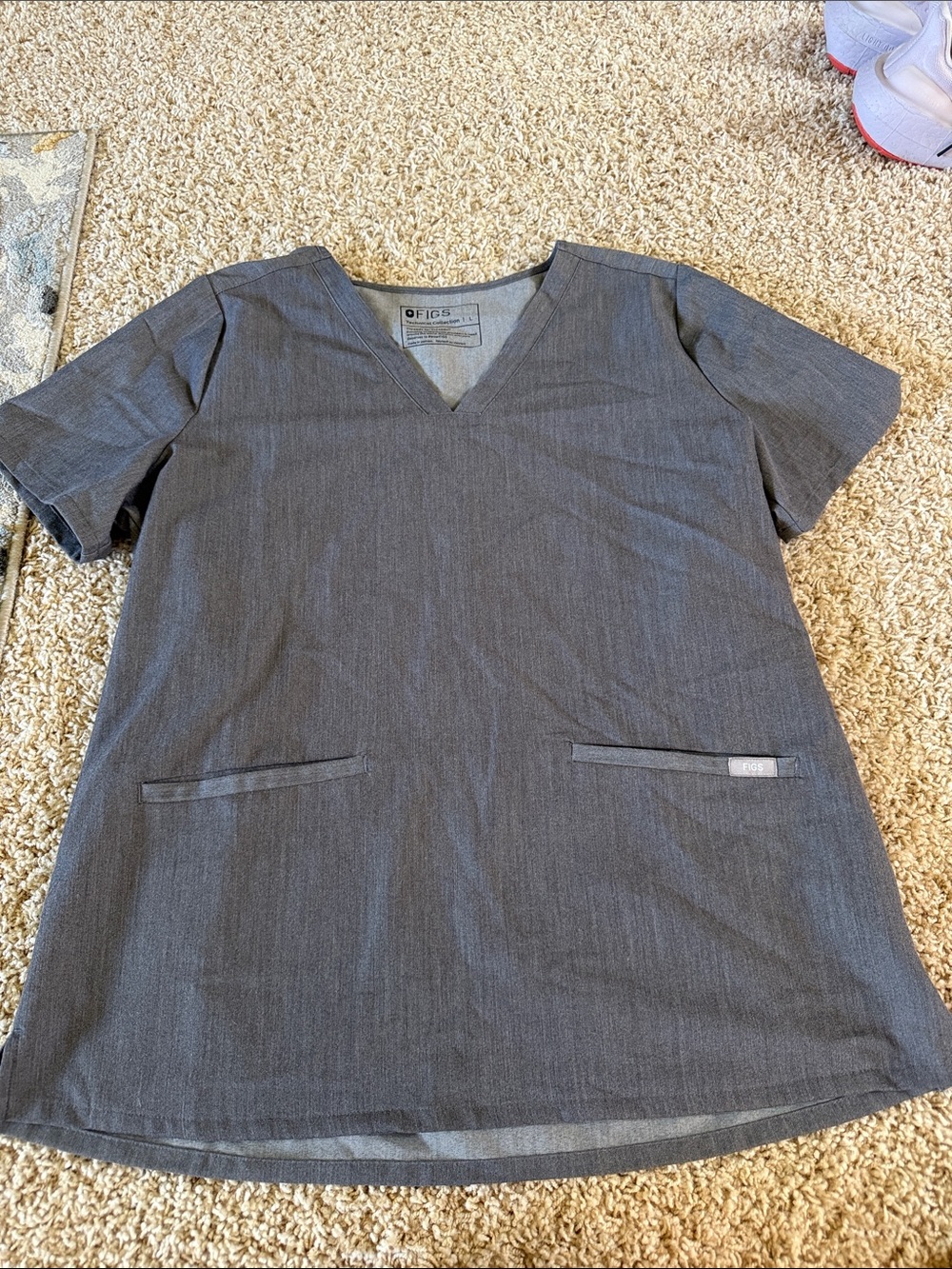 Figs graphite Scrub Top